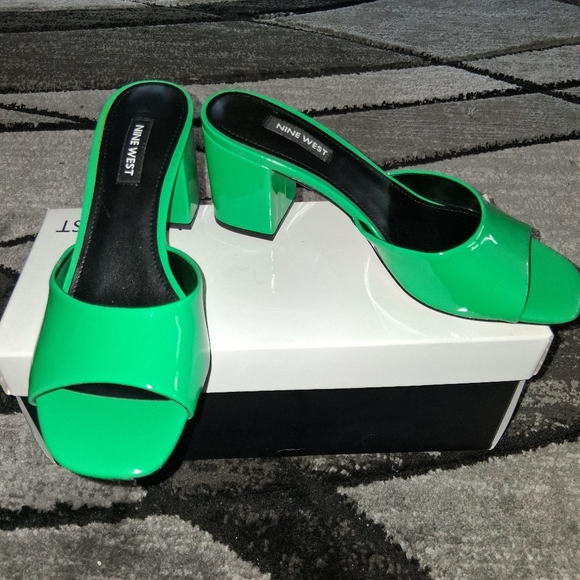 NIB Nine West Ferris Light Green Size 6 Block Heel Sandals! - Picture 6 of 15